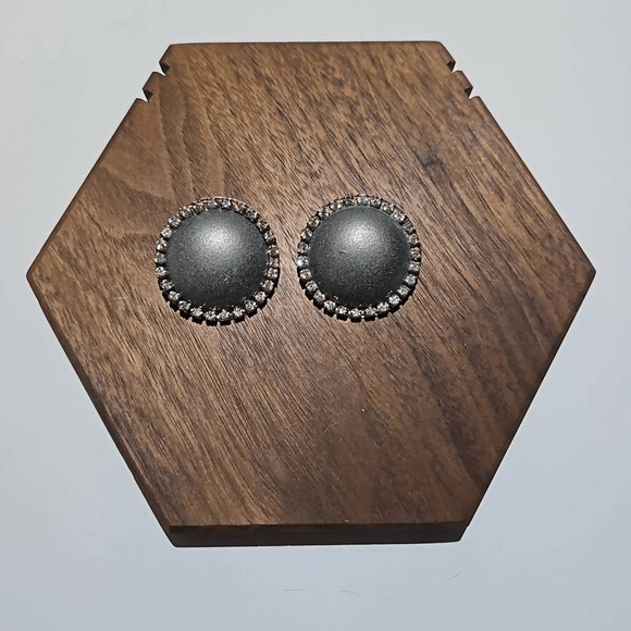 Vintage Round Painted Clip On Earrings with Crystal Accent - Picture 1 of 6